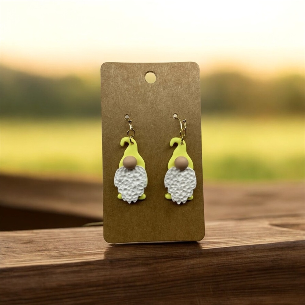 Handmade Cottagecore Earrings - Lemon Yellow Gnomes🍋 - Picture 2 of 6